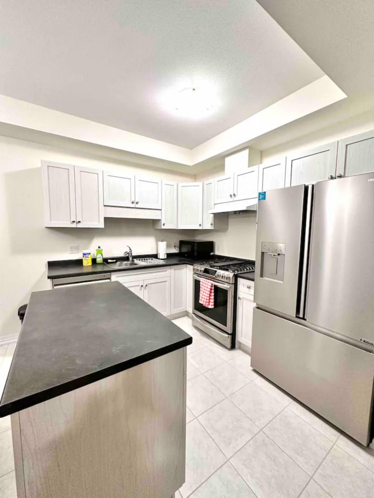 Entire Home In Niagara Falls, Canada Extérieur photo