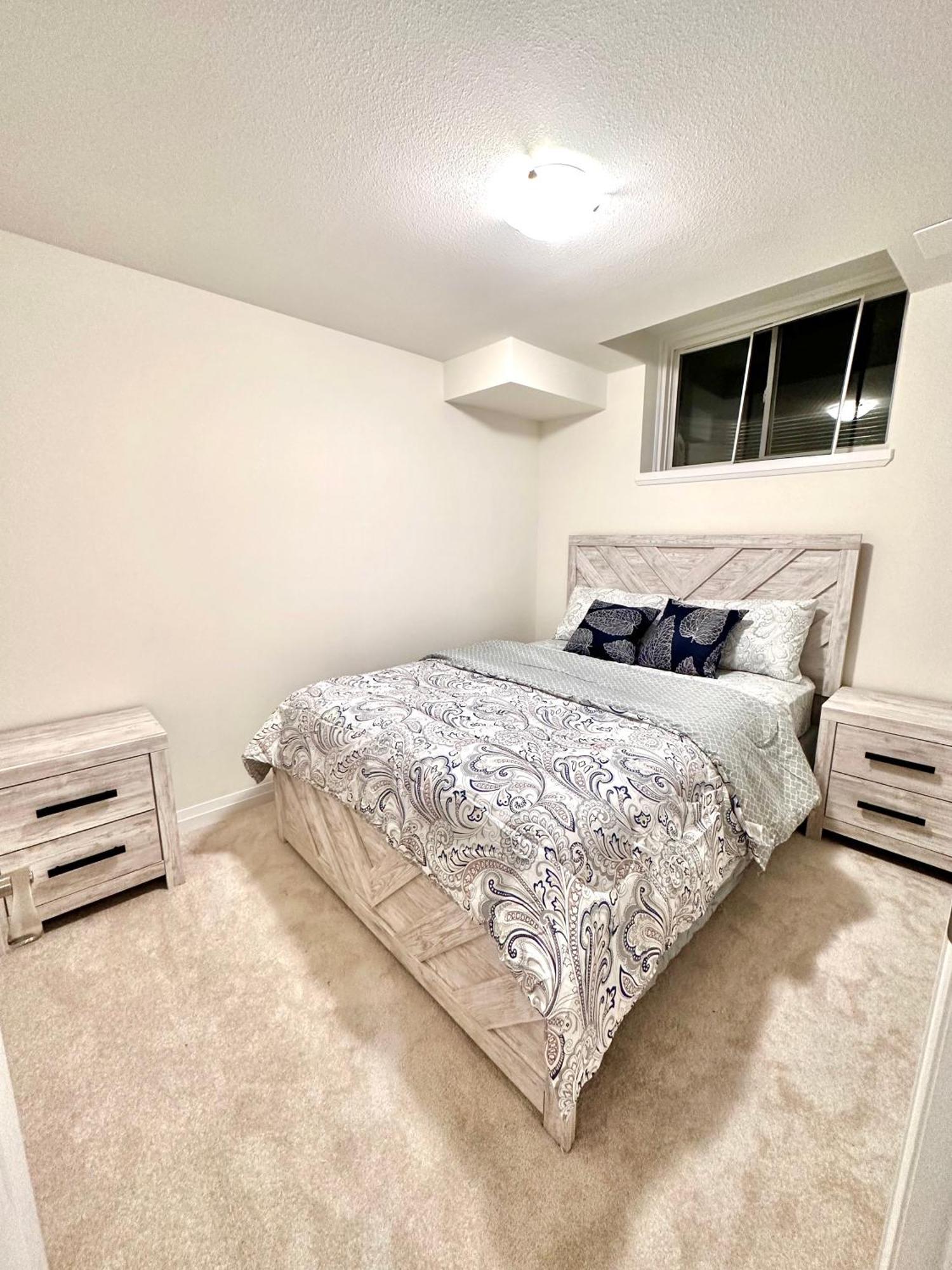 Entire Home In Niagara Falls, Canada Extérieur photo